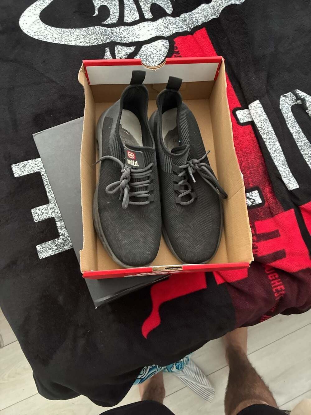 Ecko Unltd. Men's Black Knit Slip-On Sneakers with Laces
